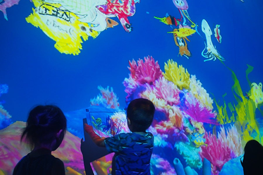 体験型アート展「チームラボ 学ぶ！未来の遊園地」